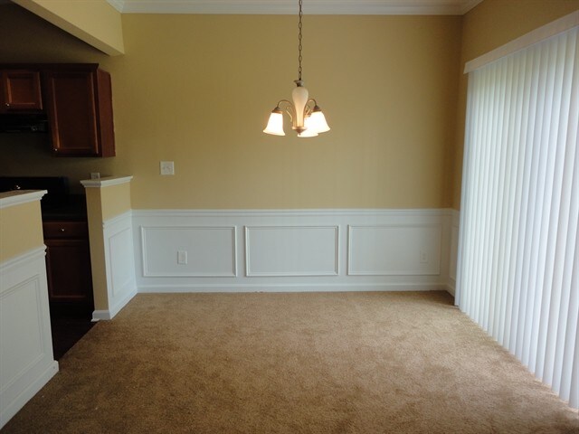 Building Photo - 2992 Briaroak Dr
