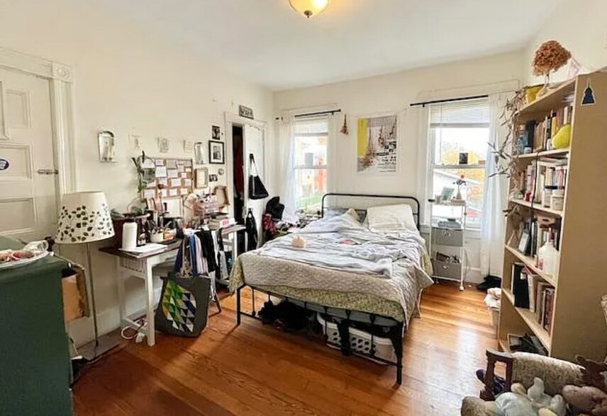 Building Photo - 83 Wensley St