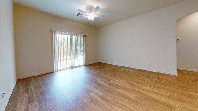Building Photo - 2350 S Olivewood