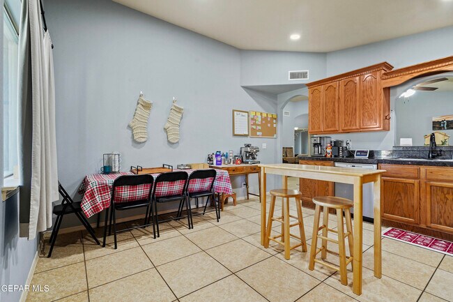 Building Photo - 14351 Spanish Point Dr