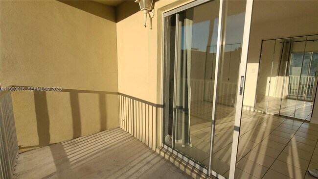 Building Photo - 7505 SW 82nd St