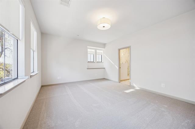 Building Photo - 5804 Hudson St