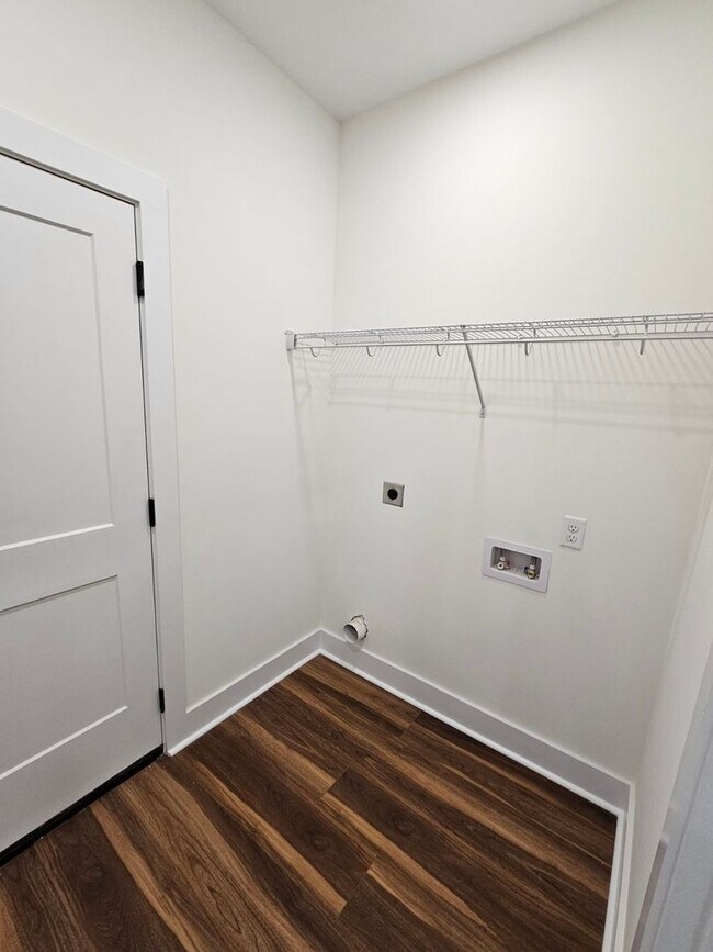 Building Photo - Brand-New 3-Bedroom Home with Bonus Room, 2-Car Garage, and Maintenance-Free Living