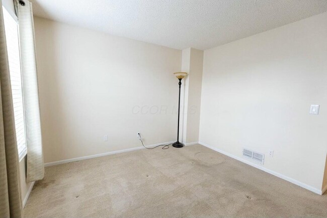 Building Photo - 1749 Messner Dr