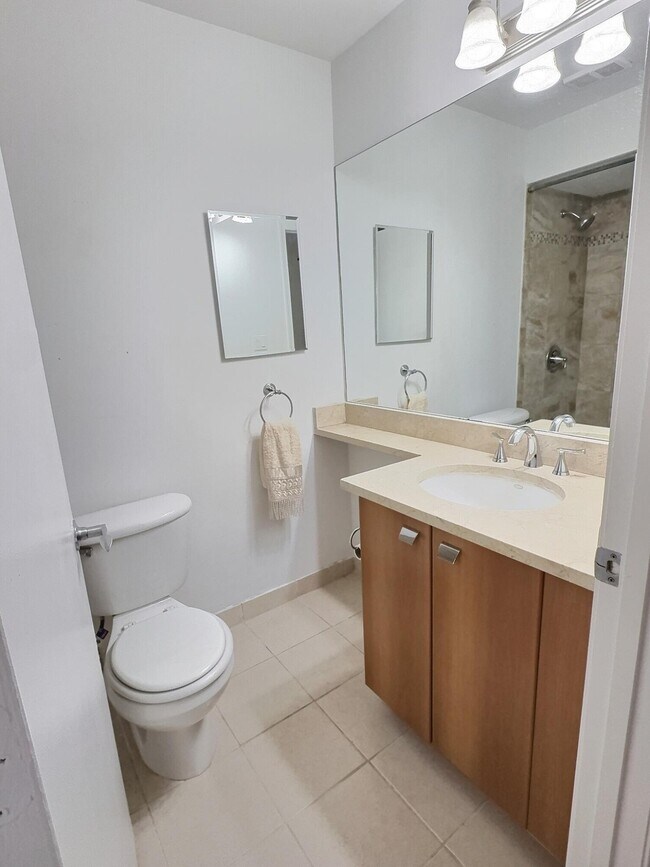 Building Photo - 1275 Crystal Way