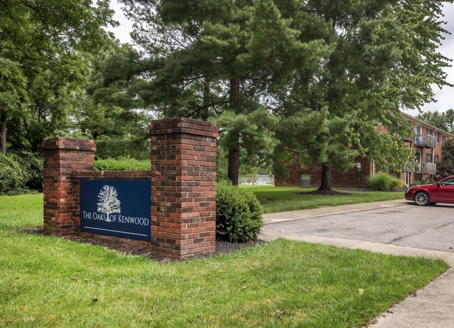 Building Photo - Kenwood: New Renovation! Spacious 2 Bedroo...
