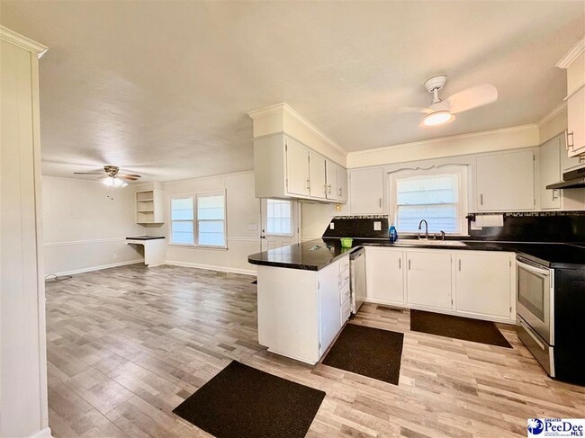 Building Photo - 1427 Old Ebenezer Rd