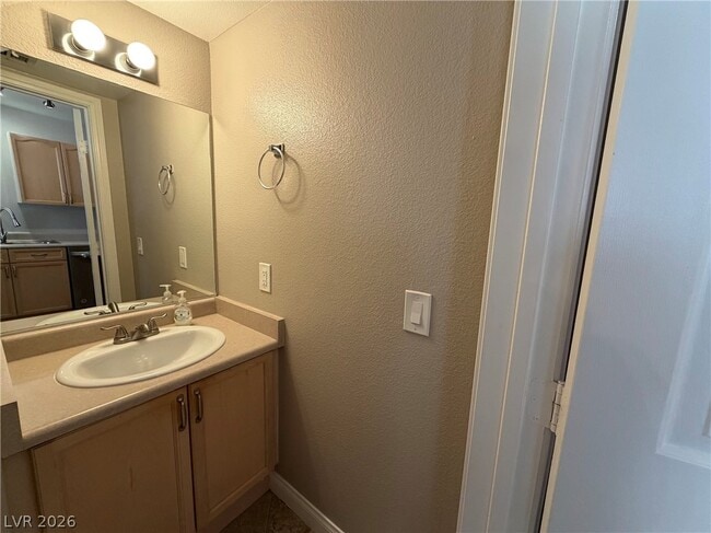 Building Photo - 9655 Silver City Dr