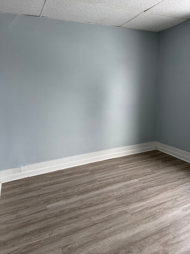 Building Photo - 20-22 Dorchester Ave