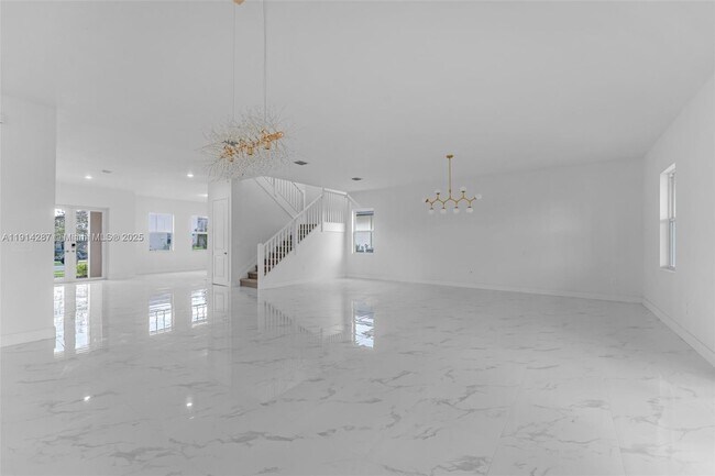 Building Photo - 4336 SW 122nd Terrace