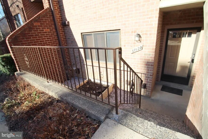 Building Photo - 3712 Steppes Ct