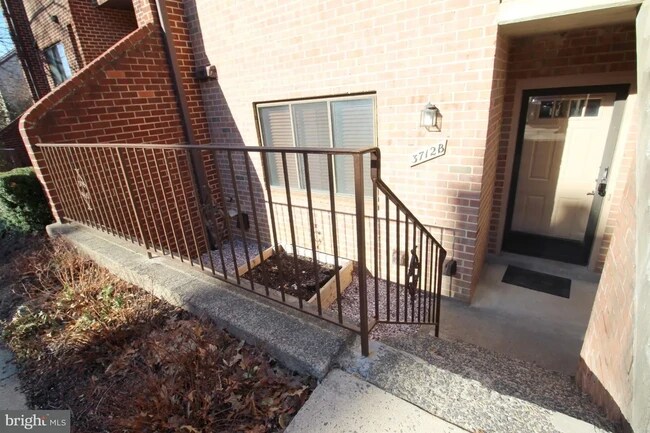 Building Photo - 3712 Steppes Ct