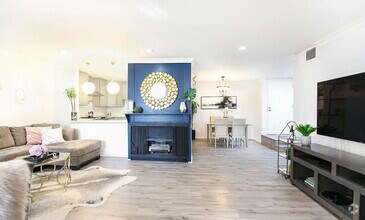 Building Photo - "Chic Pasadena Retreat: 1-Bedroom Gem with...