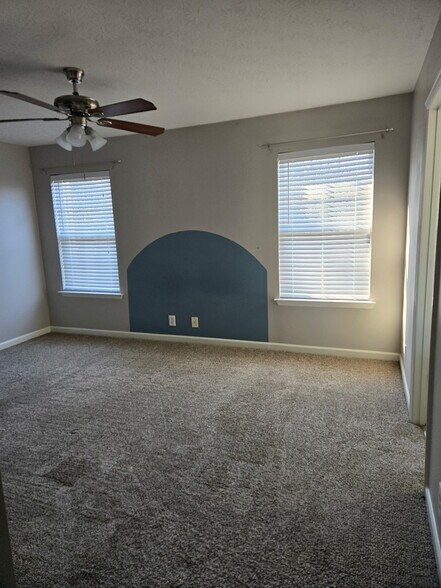 Building Photo - 638 Pippin Dr