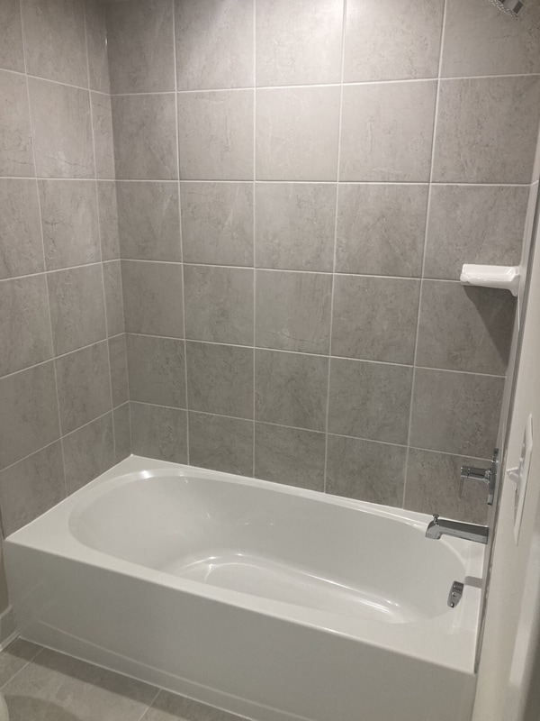 Building Photo - 1951 Bellac Wy