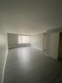 Building Photo - 31 Gillett St