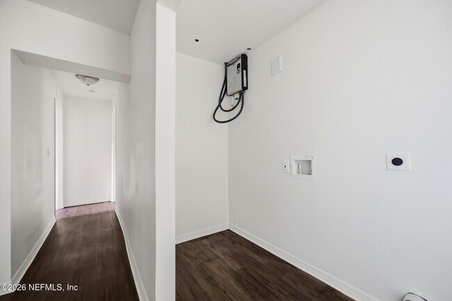 Building Photo - 4014 Spires Ave