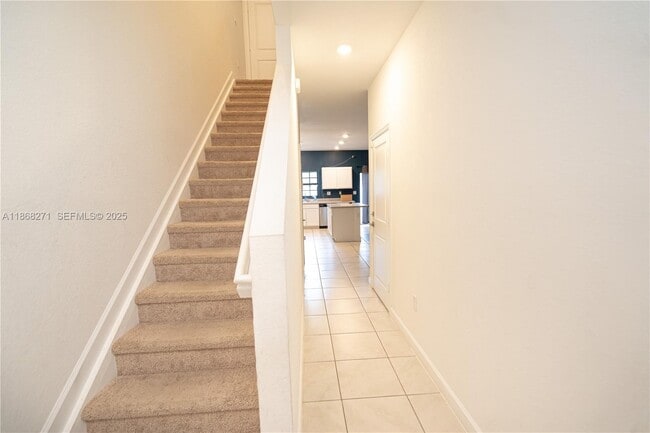 Building Photo - 1141 SW 6th Ct