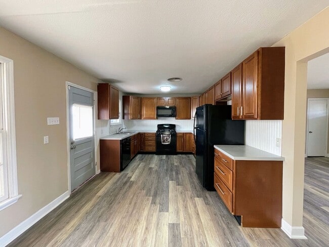 Building Photo - Snyder’s Best-Kept Secret – Modern 2-Bed Retreat Steps From Towle Park & Pool