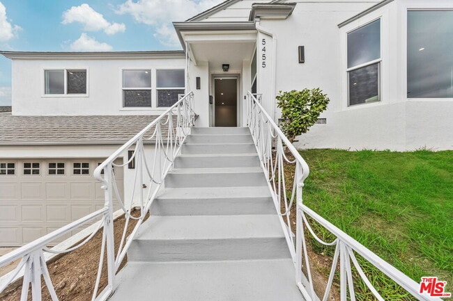 Building Photo - 5455 Harcross Dr