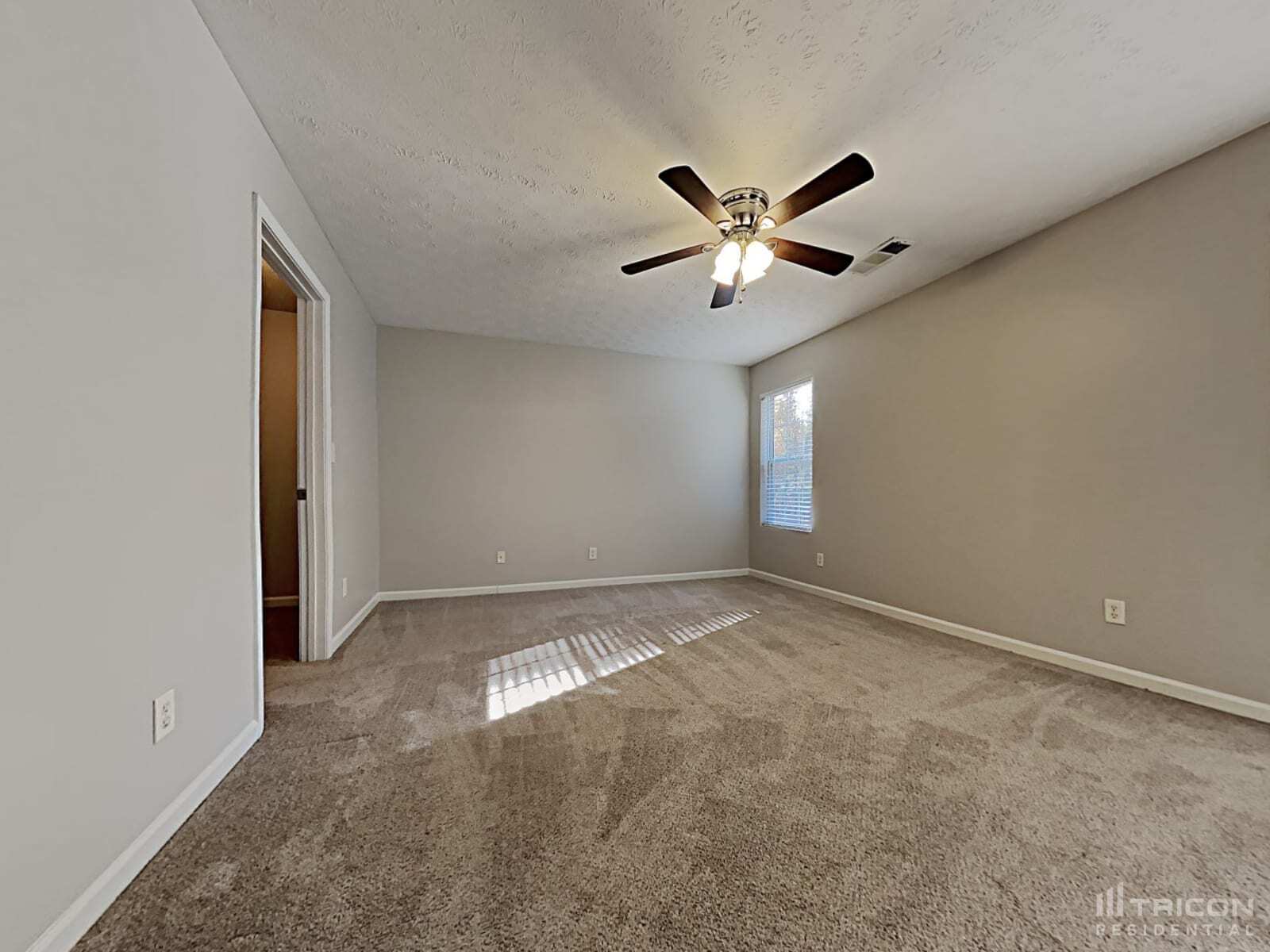 Building Photo - 3747 Oakland Spring Ct