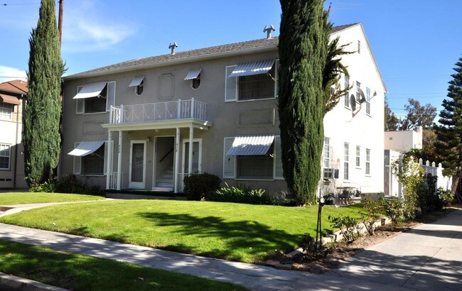 Building Photo - 520 Naranja Dr