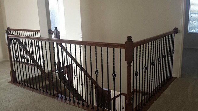 Building Photo - 4023 Windmill Creek Dr