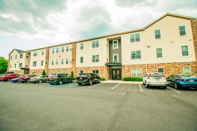 Building Photo - Taylor Court Apartments