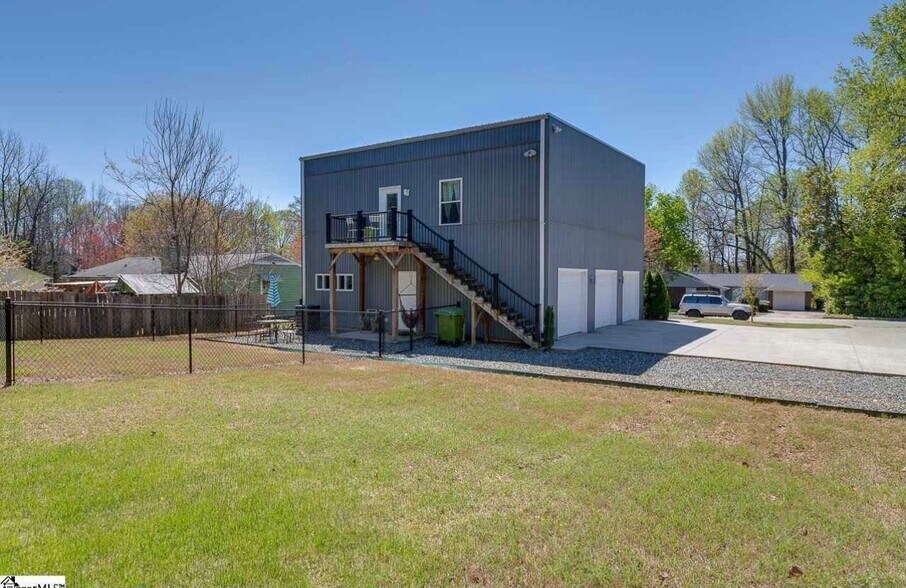 Building Photo - 30 Oak Glen Dr