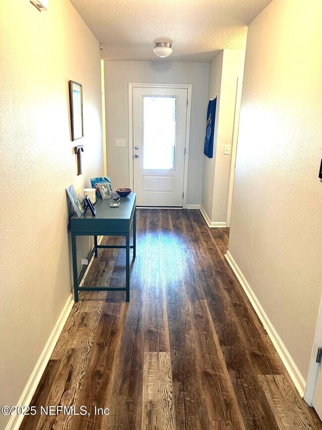 Building Photo - 14808 Durbin Cove Way