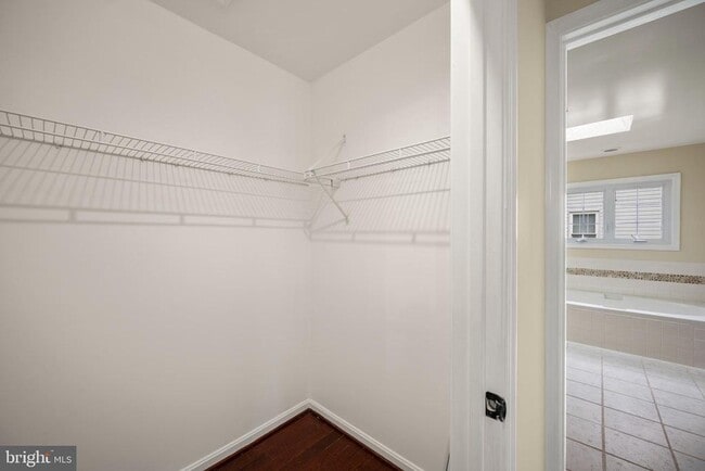 Building Photo - 1324 Pleasant Meadow Rd