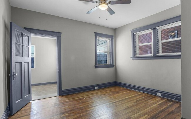 Building Photo - 4040 Shreve Ave