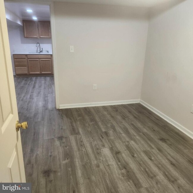 Building Photo - 12505 Kingsview St