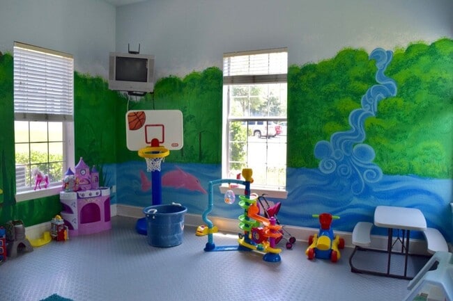 Building Photo - Resort Style Living @ Barrington Park - 2/...
