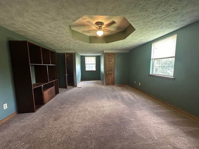 Building Photo - 3 bed 2 bath in Marshfield
