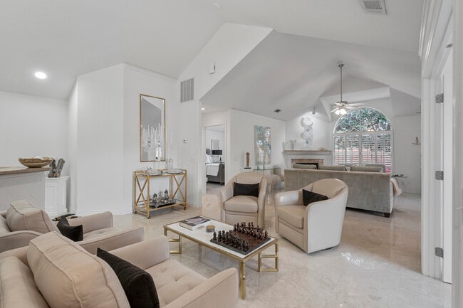 Building Photo - 3100 Camellia Rose Dr