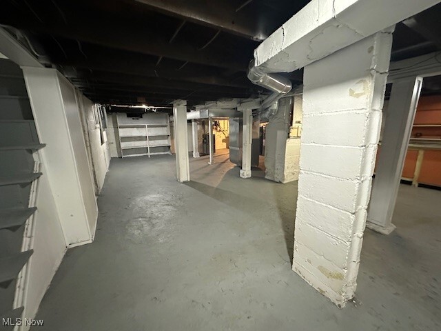 Building Photo - 162 N 7th St