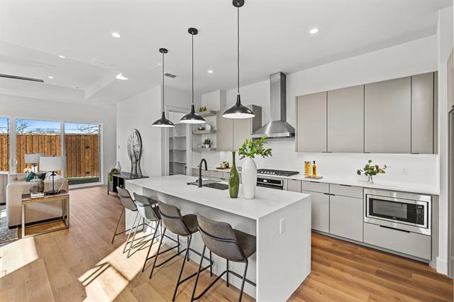 Building Photo - 1619 Bayside St