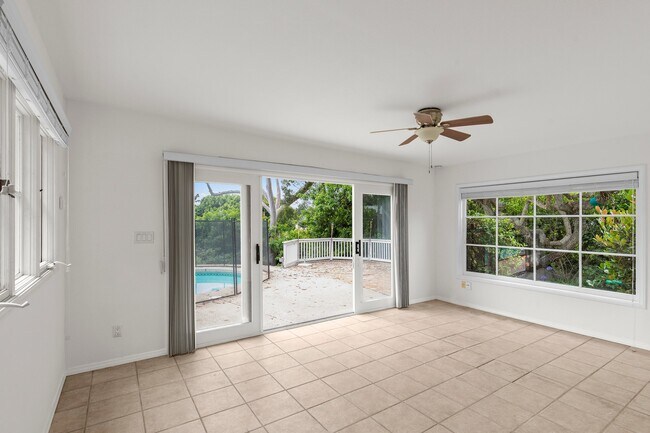 Building Photo - 7851 Hillside Dr