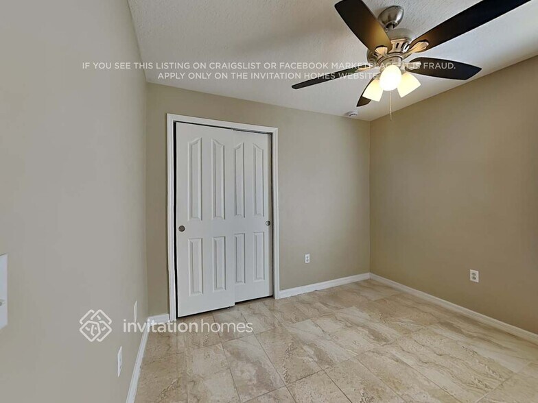 Building Photo - 3028 Park Ridge Ave