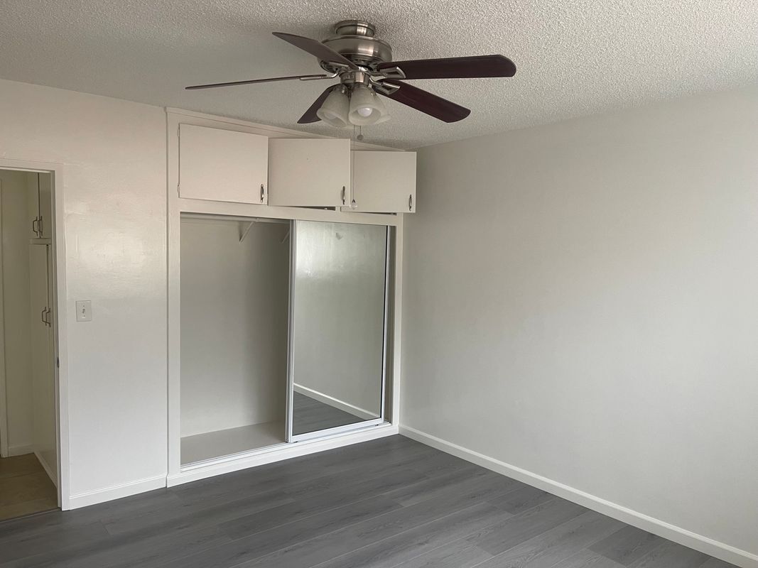 Building Photo - 10341 Parise Dr