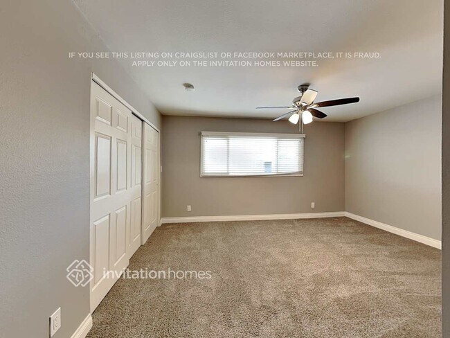 Building Photo - 1335 E Hermosa Dr