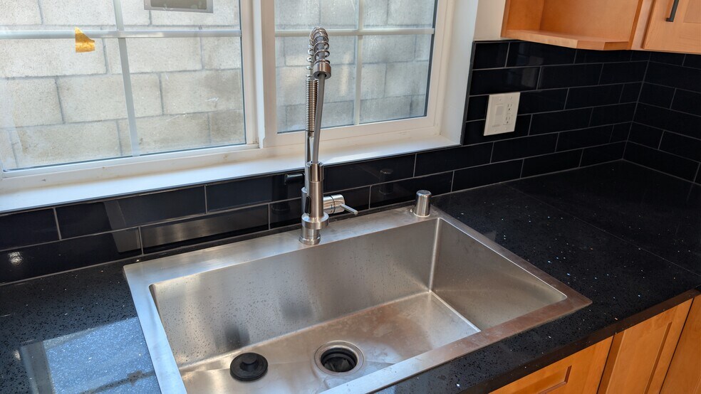 Building Photo - 20746 Elaine Ave