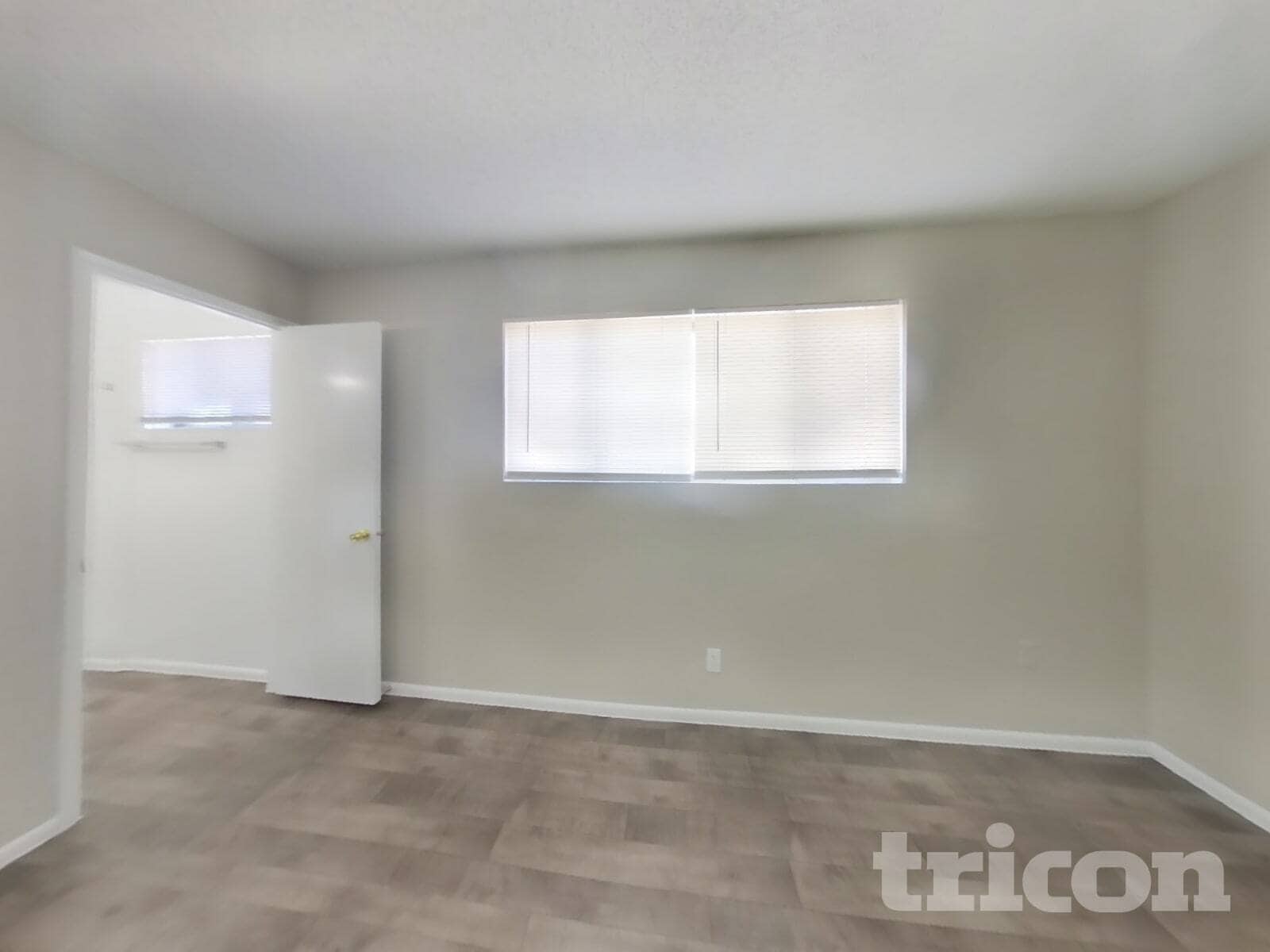 Building Photo - 1626 W Pepper Pl