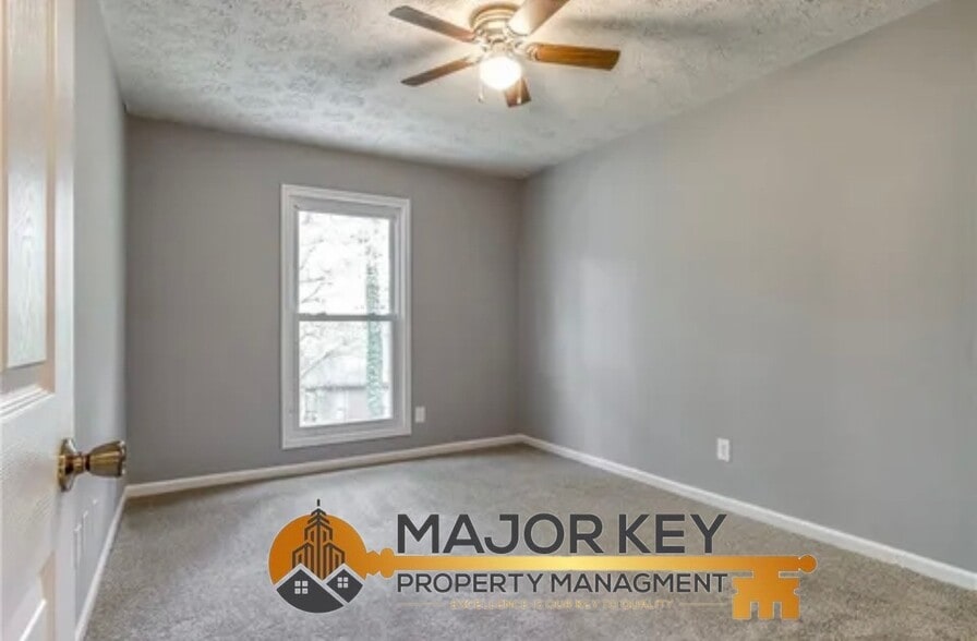 Building Photo - 2340 Beaver Ruin Rd