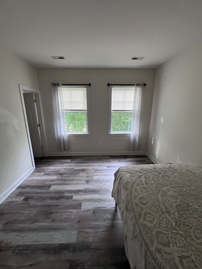 Building Photo - 7222 Conway Pl