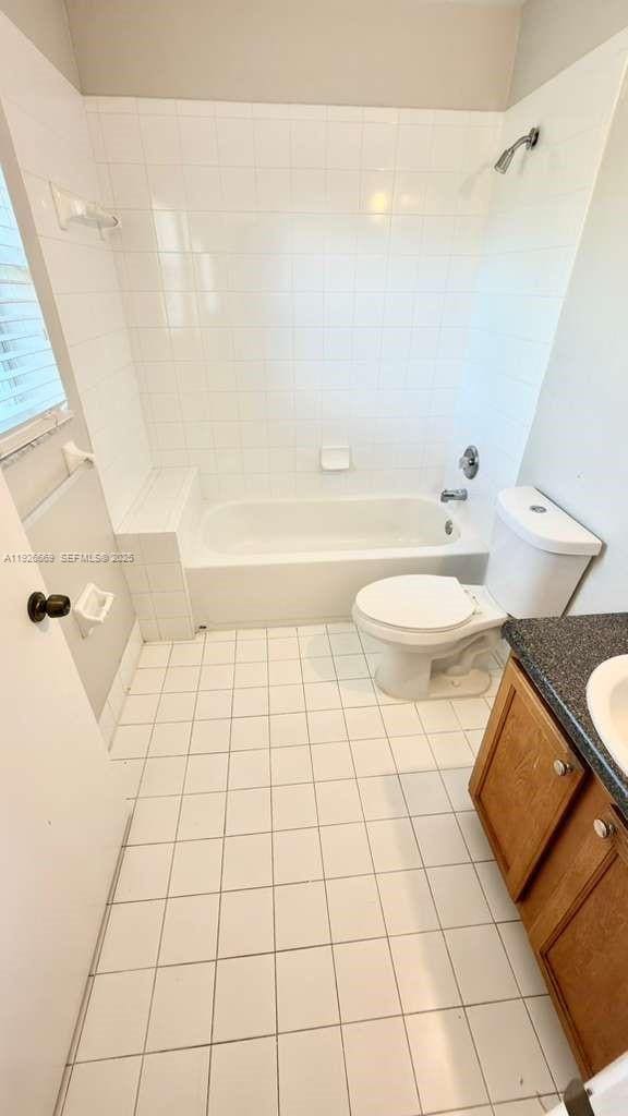 Building Photo - 2773 NW 13th St