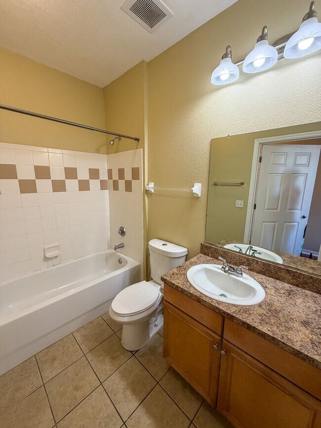 Building Photo - Campus View North #203