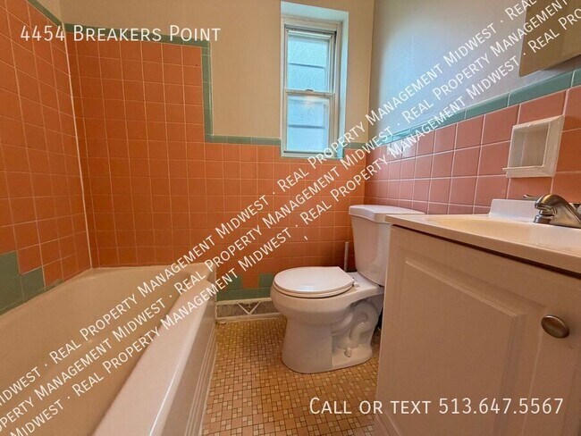 Building Photo - 4454 Breakers Point