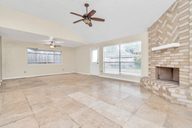 Building Photo - 13411 Splintered Oak Dr